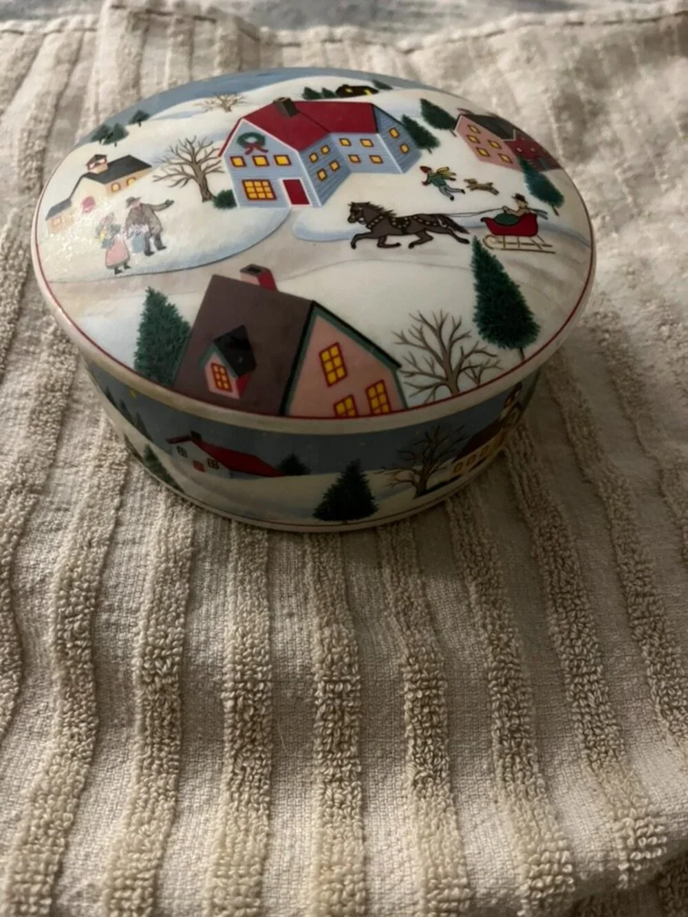 MIKASA TRINKET BOWL DIAMETER 5